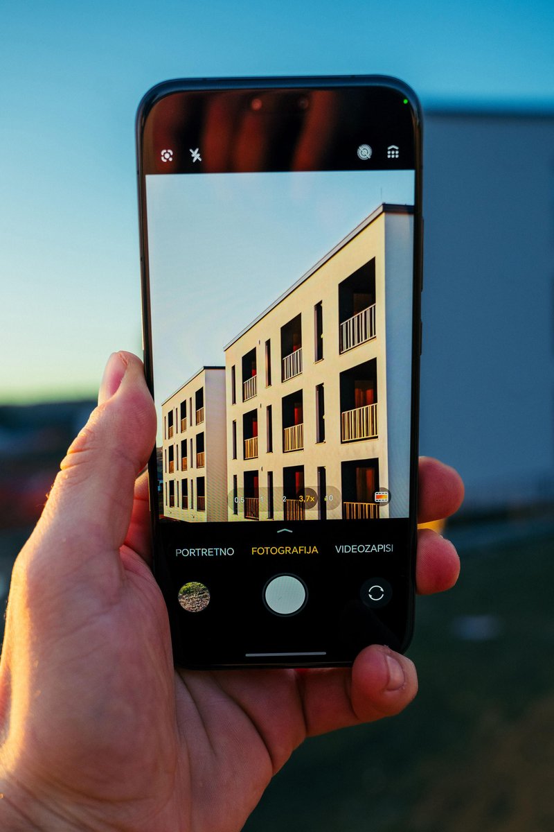 HONOR 600 Lite združuje prestiž in dostopnost, zato je nemudoma postal zvezda med pametnimi telefoni