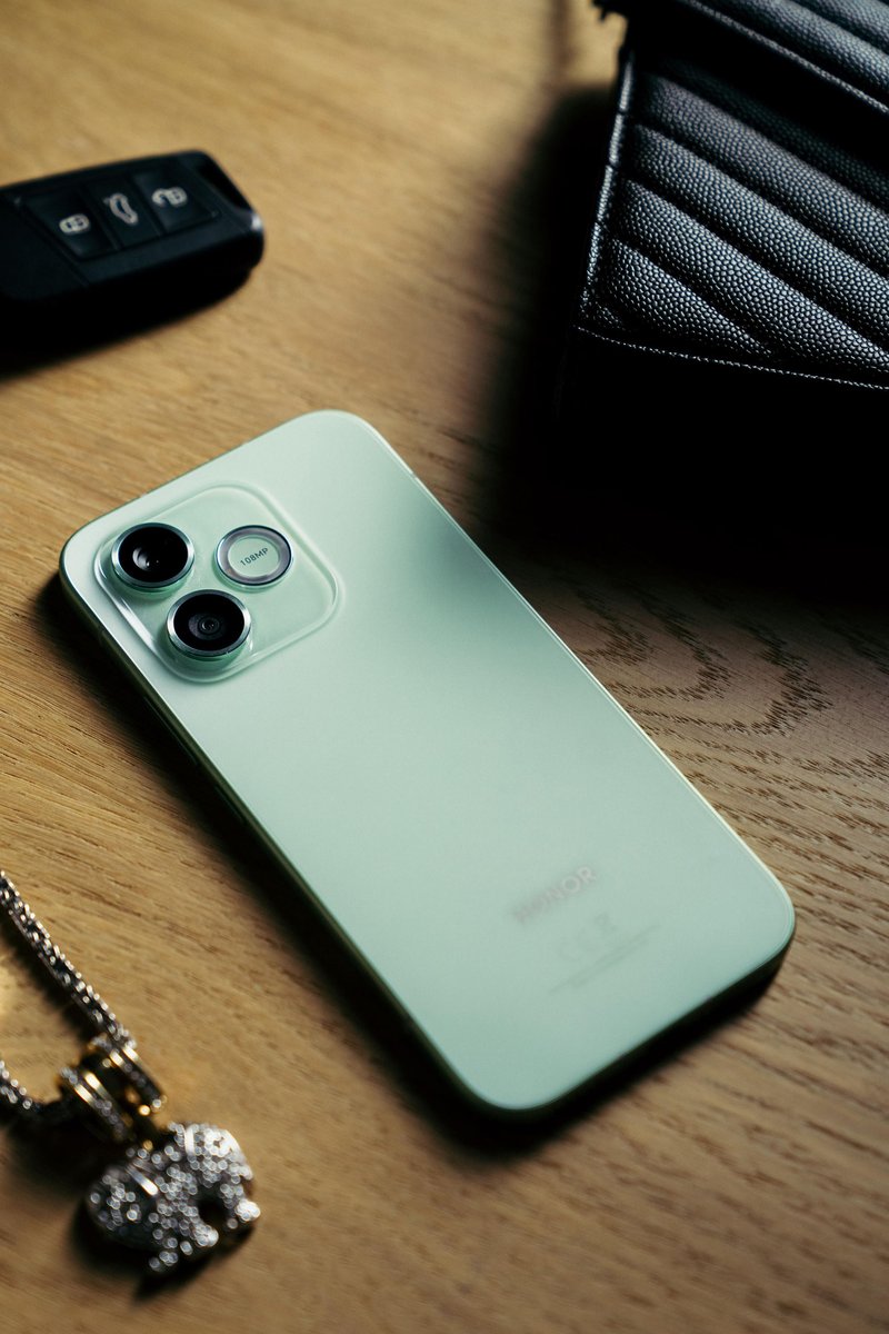 HONOR 600 Lite združuje prestiž in dostopnost, zato je nemudoma postal zvezda med pametnimi telefoni