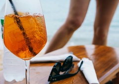 Šokantno poceni: v tem italijanskem mestu je aperol spritz še vedno skoraj zastonj