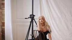 Predstavljamo novo digitalno naslovnico: Miriam Mattova
