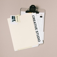 Ustvarjanje in popravki: odziv naročnika  kot pomemben del procesa