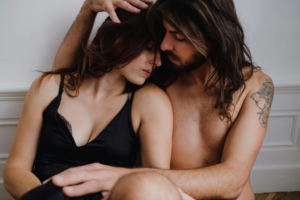 "Po sedmih letih seksa sem svoj prvi orgazem doživela v tej pozi" (užitek zagotovljen) (foto: Unsplash)