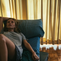 Nimajo prijateljev, večerjajo sami in o tem snemajo videe: spoznajte novi fenomen TikToka