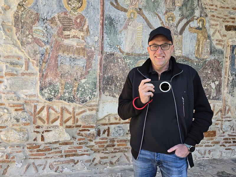Kako Xiaomi 17T Pro v rokah profesionalnega fotografa oživlja spontane življenjske utrinke