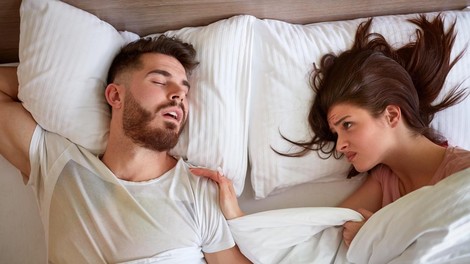 6 znakov, da seks s partnerjem ni tako dober, kot bi si želeli (morda je čas za iskren pogovor)