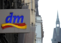 Ta izdelek iz dm-a stane le nekaj evrov, uporabnice pa prisegajo, da diši kot parfum za več kot 300 €