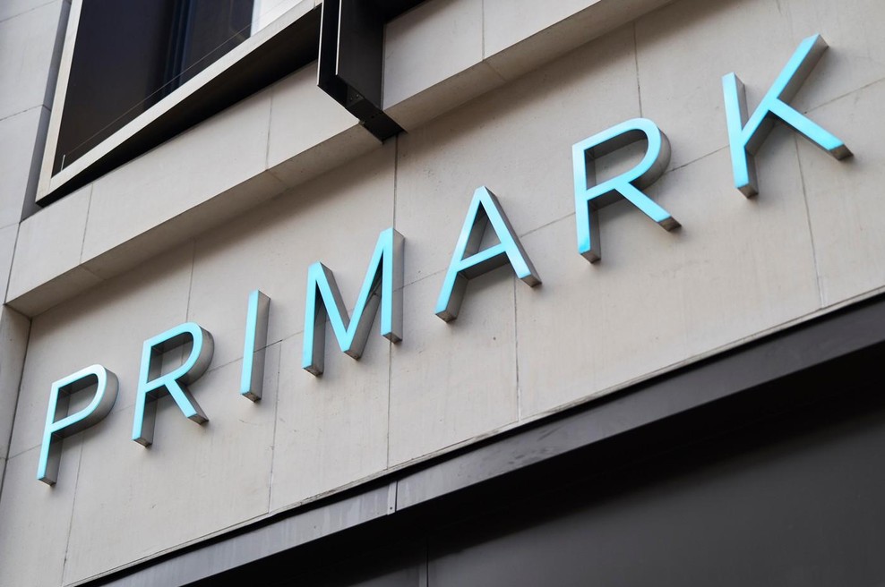 V Primarku že mislijo na jesen: ponujajo kos, ki ga bo želela vsaka ljubiteljica mode: gre za večno klasiko s sodobnim pridihom, cena pa navdušuje (foto: Profimedia)