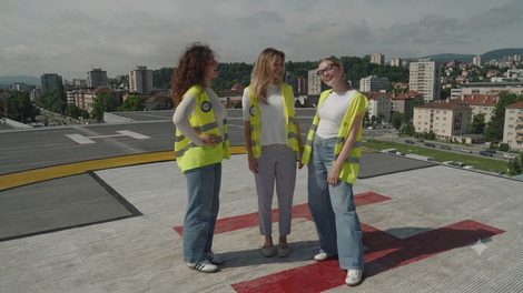 Od podzemnih rovov do heliporta! Poglejte, kako poteka skrita logistika v UKC Ljubljana