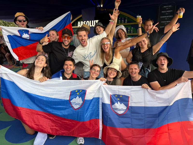 Prepoznate svetovnega zvezdnika, ki ga je naš Matway spoznal na Tomorrowlandu? (FOTO)