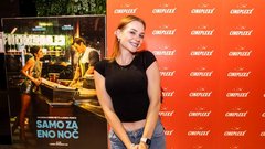 
                                                         Iskanje ljubezni se je začelo, samo za eno noč že v vseh kinih