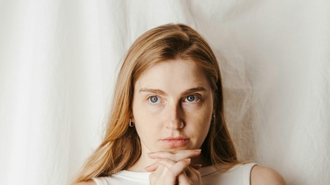 ženski portret