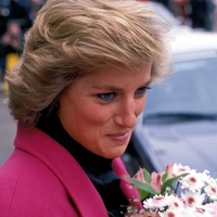 Vrača se barvna kombinacija iz 80-tih, ki je bila pravi modni hit (nosila jo je tudi princesa Diana)