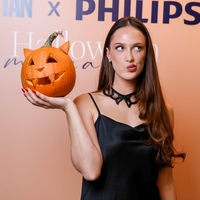 Od izrezovanja buč do inovativnega čiščenja: Philips na prav posebnem dogodku predstavil inovacijo, ki bo olajšala eno najmanj priljubljenih gospodinjskih opravil