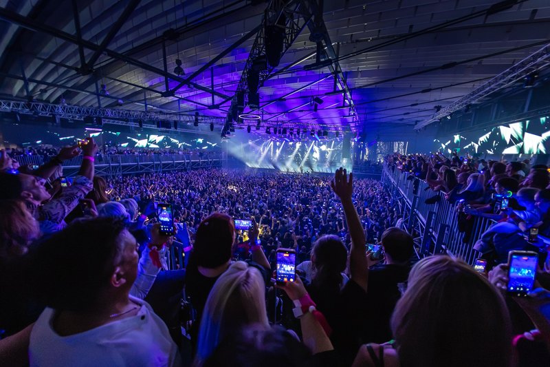 Veličastno praznovanje abrahama: DJ Umek v Ljubljani pripravil spektakel, kakršnega ne bo nikoli in nikjer več